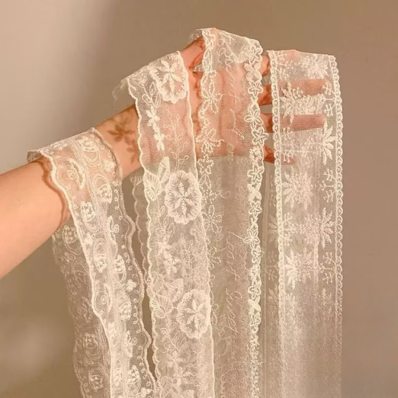 Embroidery Ribbon - Nuovo Sciarpa Lunga Nera e Bianca