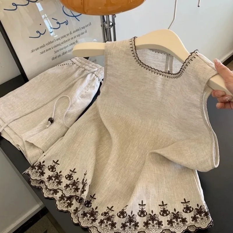 Semplice stile vecchio denaro  - Embroidery Simple recensione e prezzo