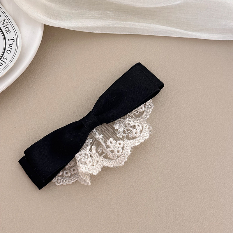 Fermagli e Accessori per Capel - Embroidery Ribbon recensione e prezzo