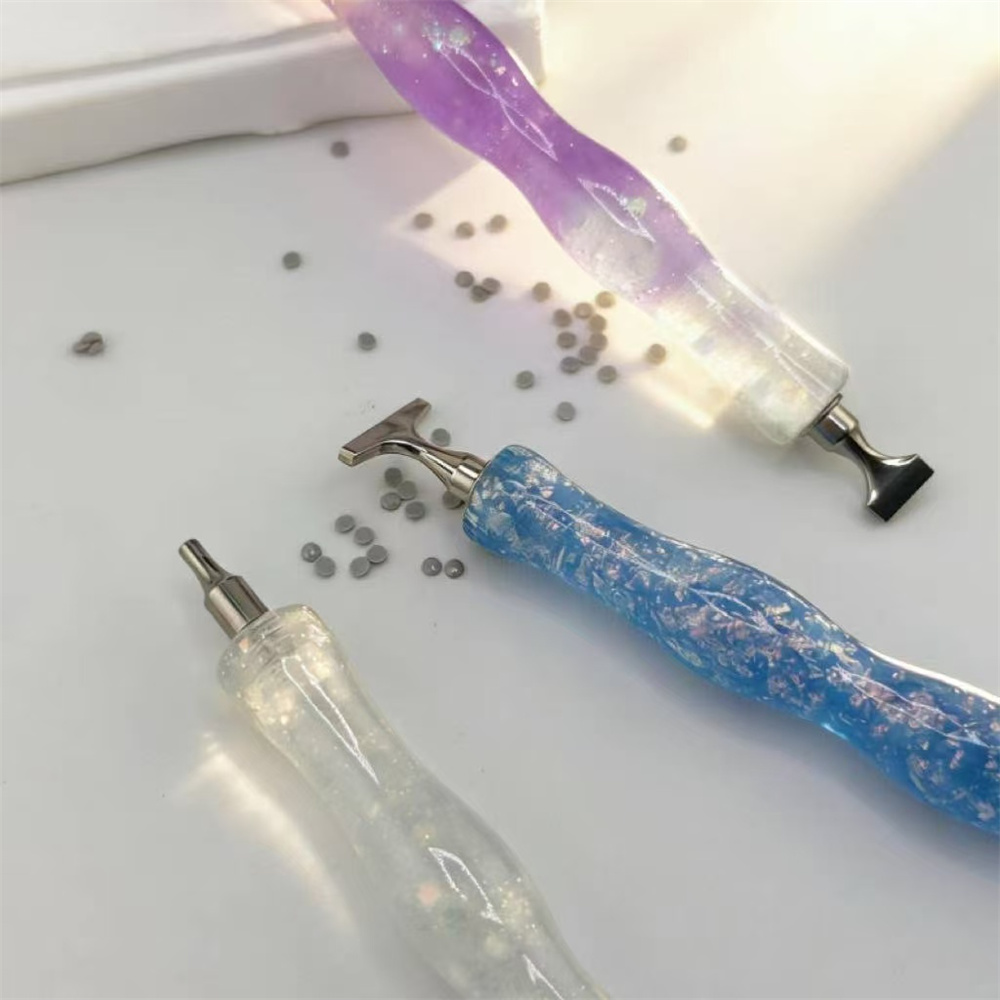 Nuova Penna per Diamond Painti - Embroidery Artwork recensione e prezzo