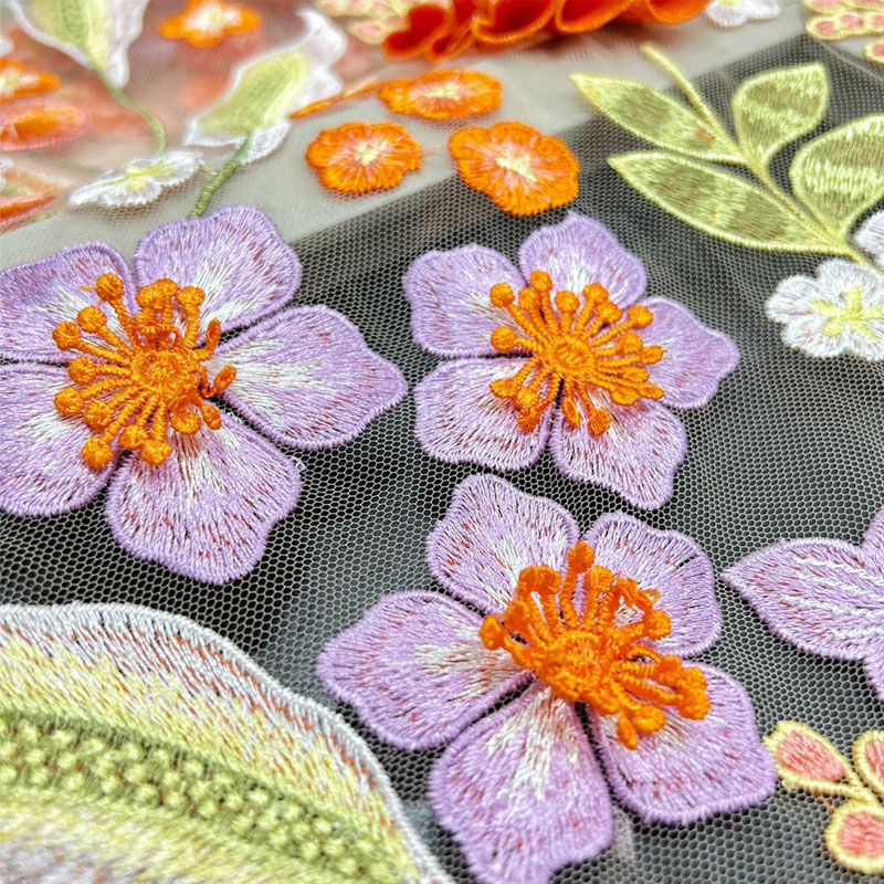 Tessuto ricamato per abito da  - Embroidery Yellow recensione e prezzo