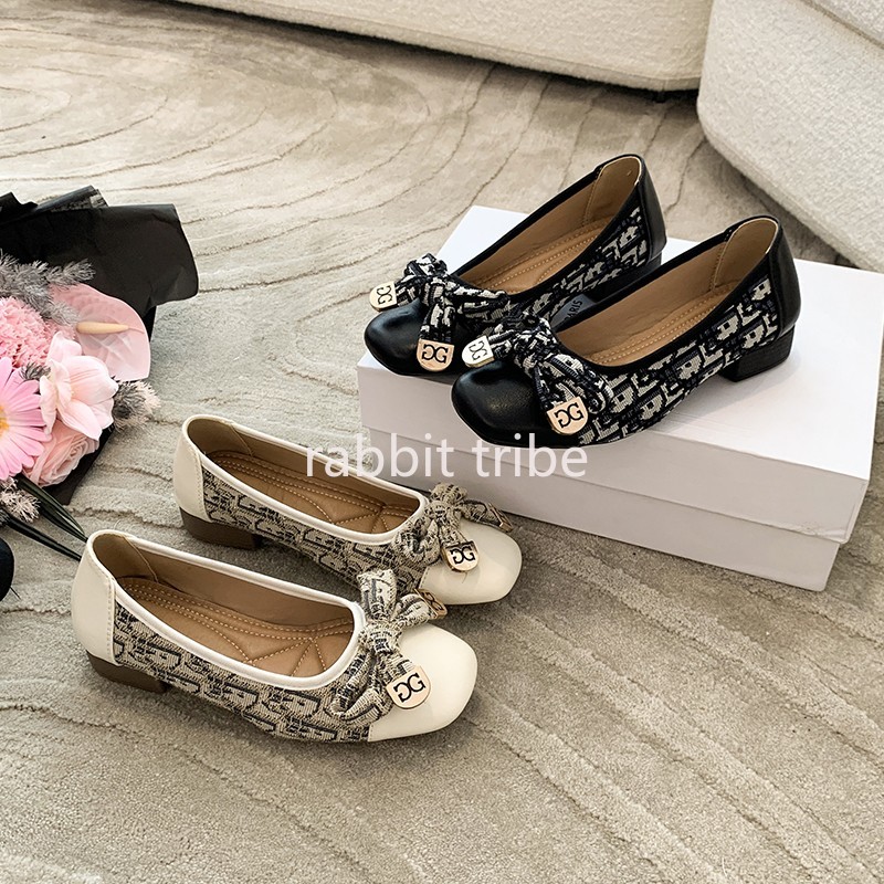 Comode scarpe singole da donna - Embroidery Print recensione e prezzo