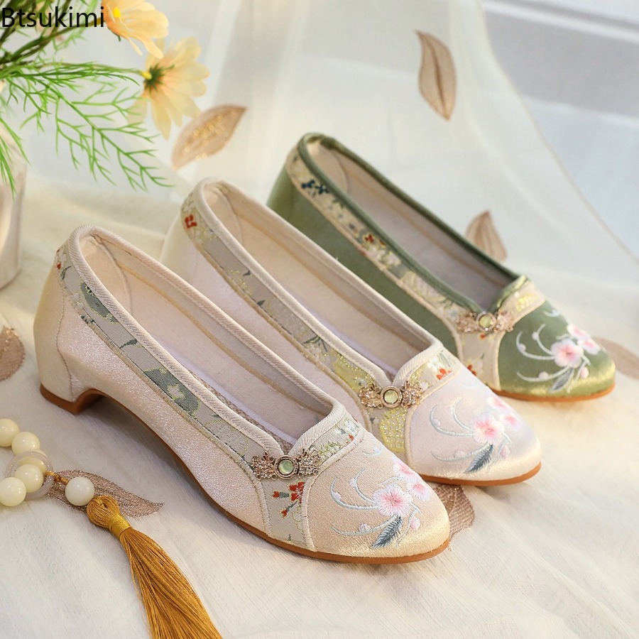 Nuove Scarpe da Donna 2026 Sti - Embroidery Cloth recensione e prezzo