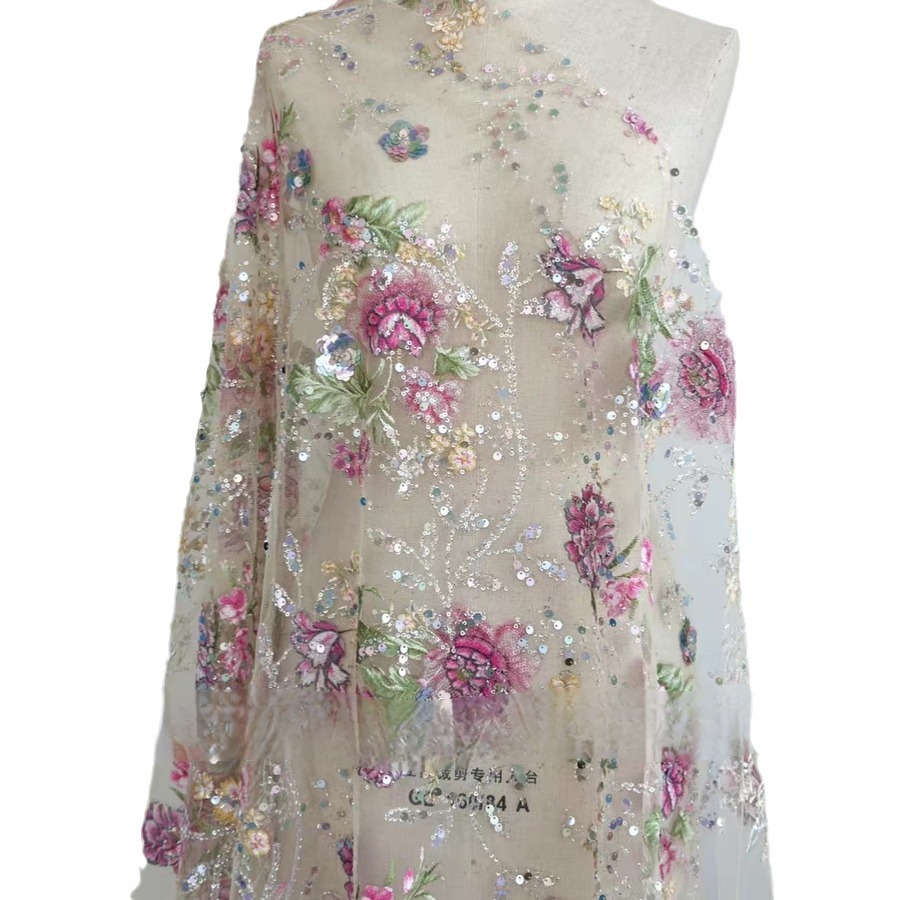 Tessuto in Pizzo di Lusso con  - Embroidery Jersey recensione e prezzo