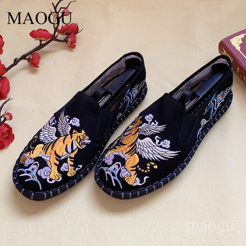 Scarpe Unisex in Stile Cinese  - Embroidery Print recensione e prezzo