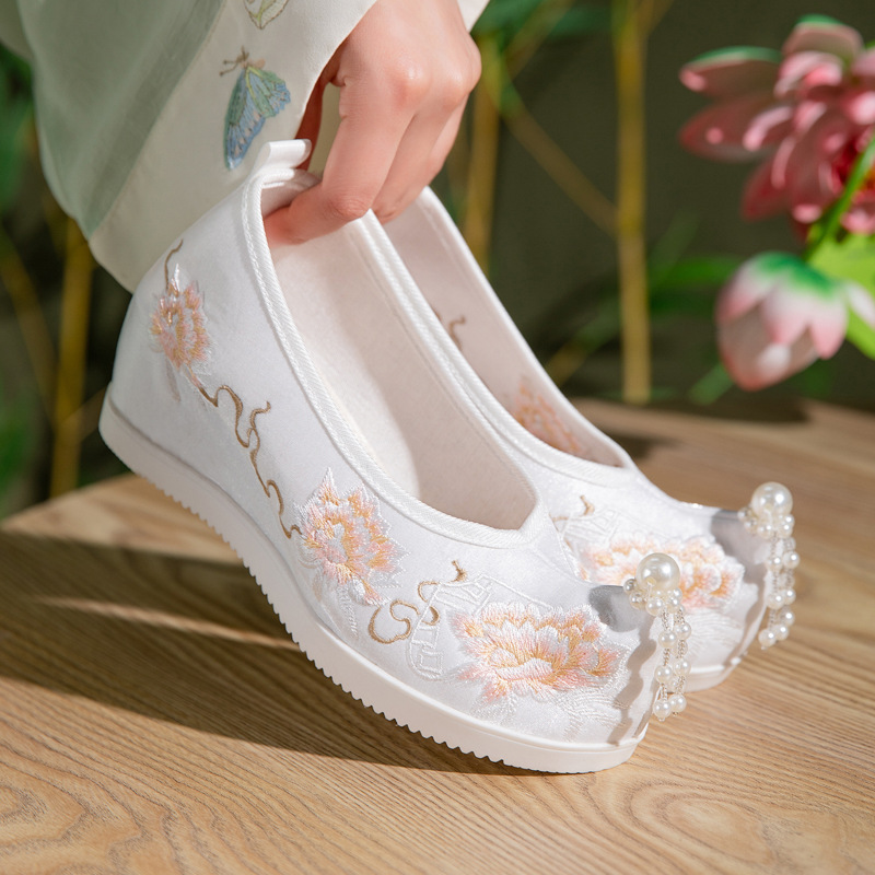 Scarpe Hanfu da Donna 2026 con - Embroidery Print recensione e prezzo